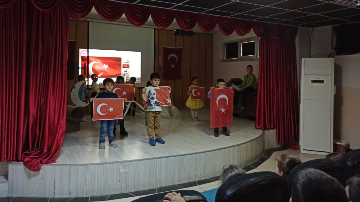 Genap ve sosyal okul projesi kapsamında İSTİKLÂL MARŞI'NIN KABULÜ KUTLAMASI
